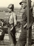 05.Agosto 1942 - Juni Kommunar - In cima a un cumulo di scorie minerarie