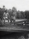 1940 Pontevico settembre , costruzione del ponte su barche